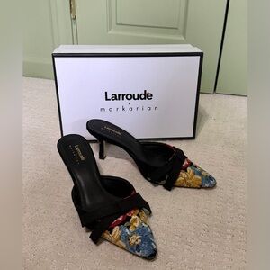 Larroude x Markarian Mule in Black Wool and Floral Embroidery Size 9